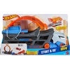 image:imageHot Wheels Transporter Truck Mobile Playset Large Loop Collapsible Launcher Room for 18 DieCast 116 Vehicles Ages 3 and UpMulticolor